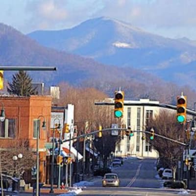 Things To Do Brookside Mountain Mist Inn Waynesville Nc