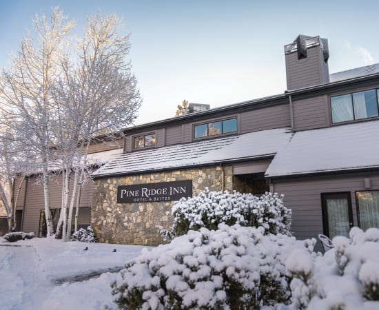 Bend Oregon Hotel | Pine Ridge Inn | Central Oregon Lodging