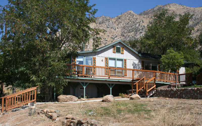 The Isabella Lakehouse Kernville Sierra Gateway Cottages