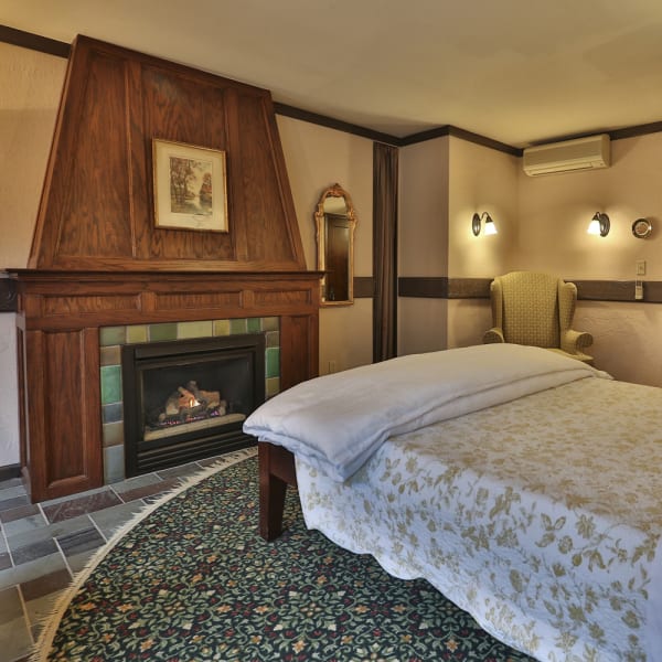 Ada Parsonage Rooms Ann Arbor Stone Chalet Bed And Breakfast