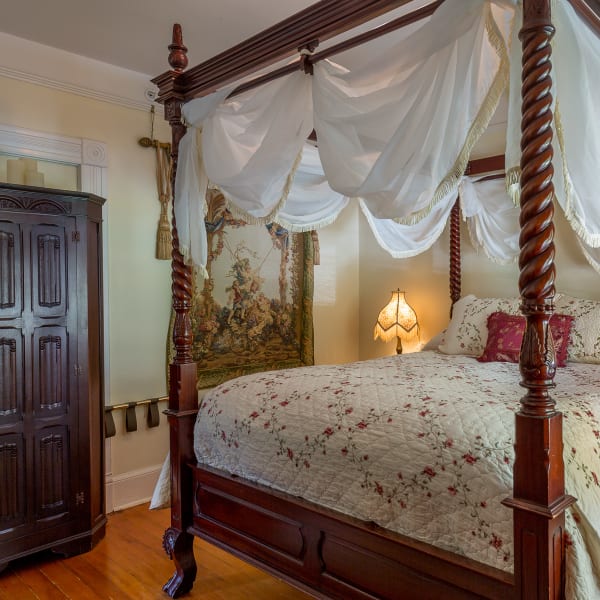 Queen Anne Room | Yachats | Heceta Lighthouse B&B
