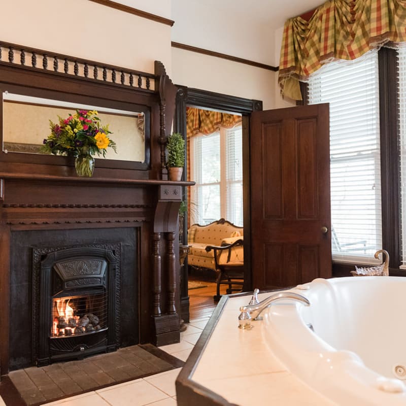 Reed Room Asheville Biltmore Village Inn