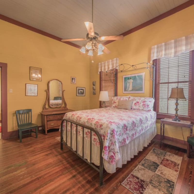 Collection 30+ Stock Photos cajun country cottages bed and breakfast photos Sharp