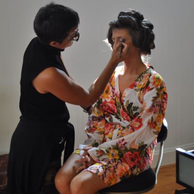 Makeup Artist Tamara Barry