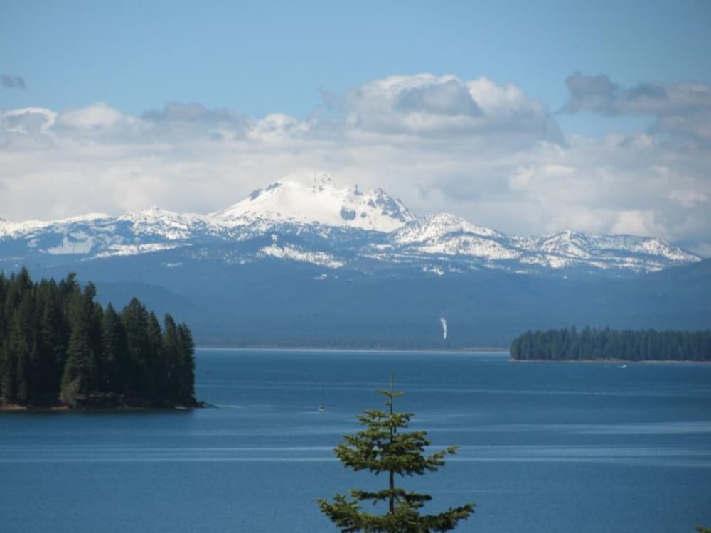 Best Hiking Trails along Highway 36 south of Lassen Park