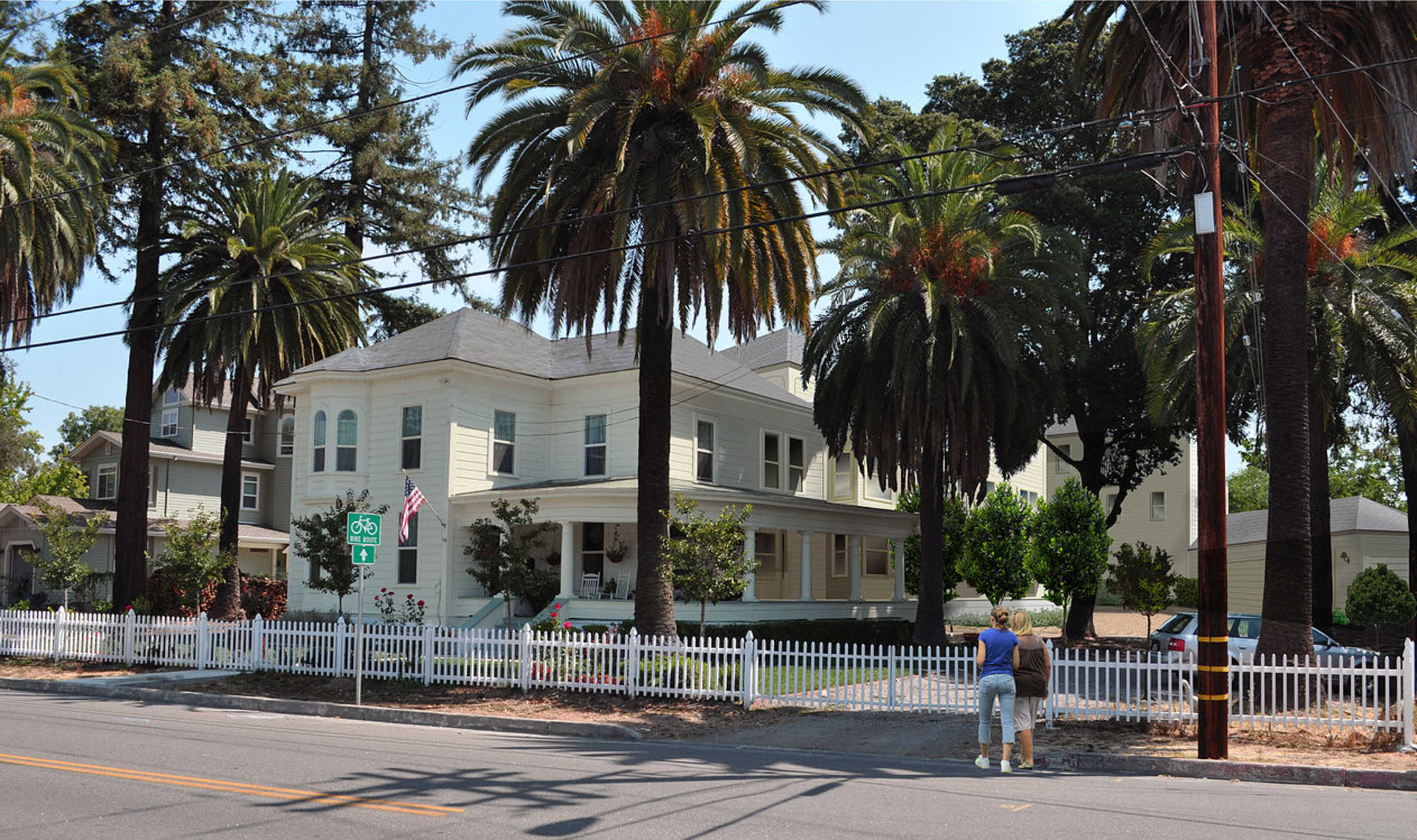 About River Belle Inn Bed & Breakfast and Healdsburg CA