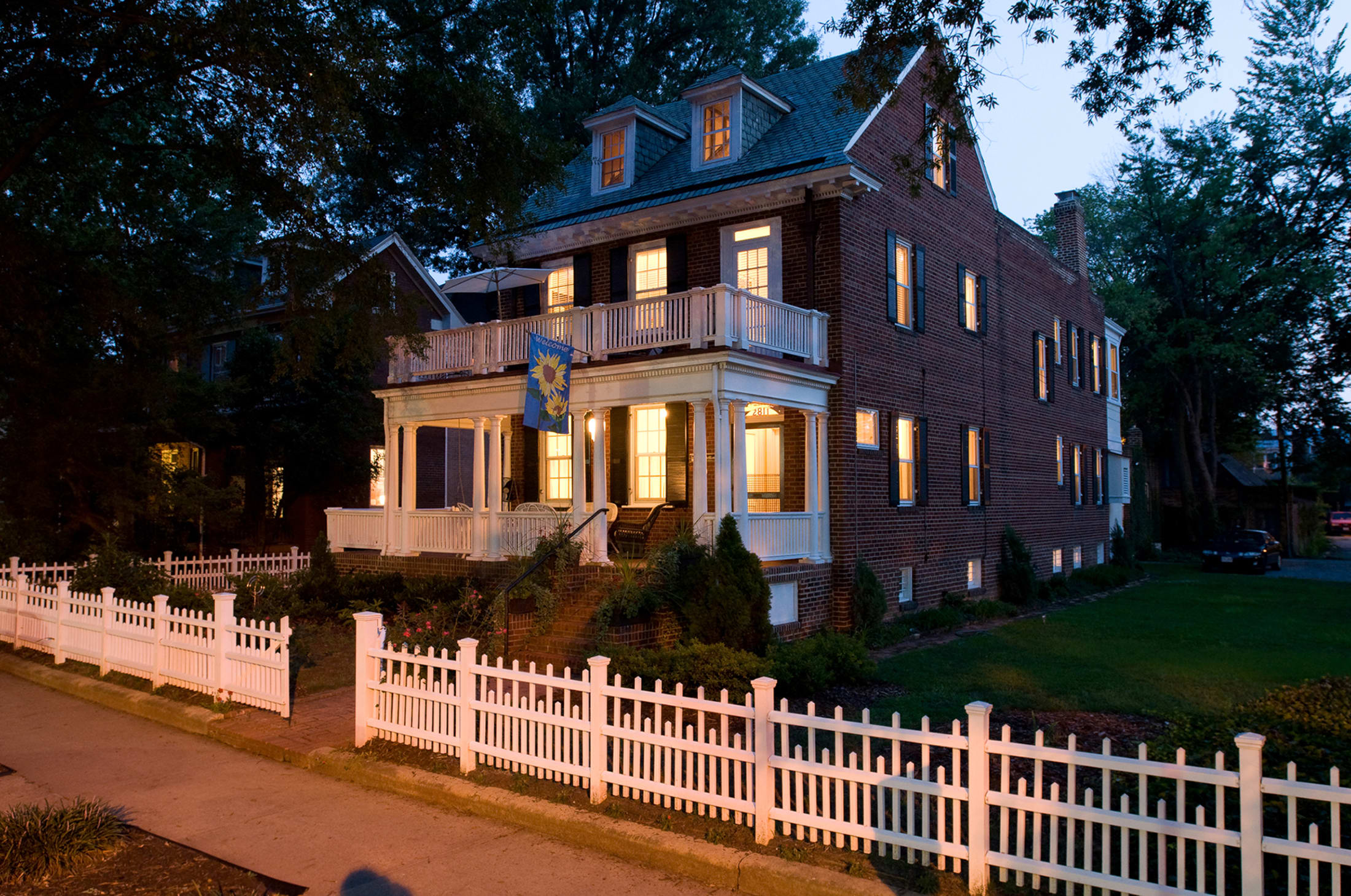 Museum District Bed & Breakfast In The Heart Of Richmond VA