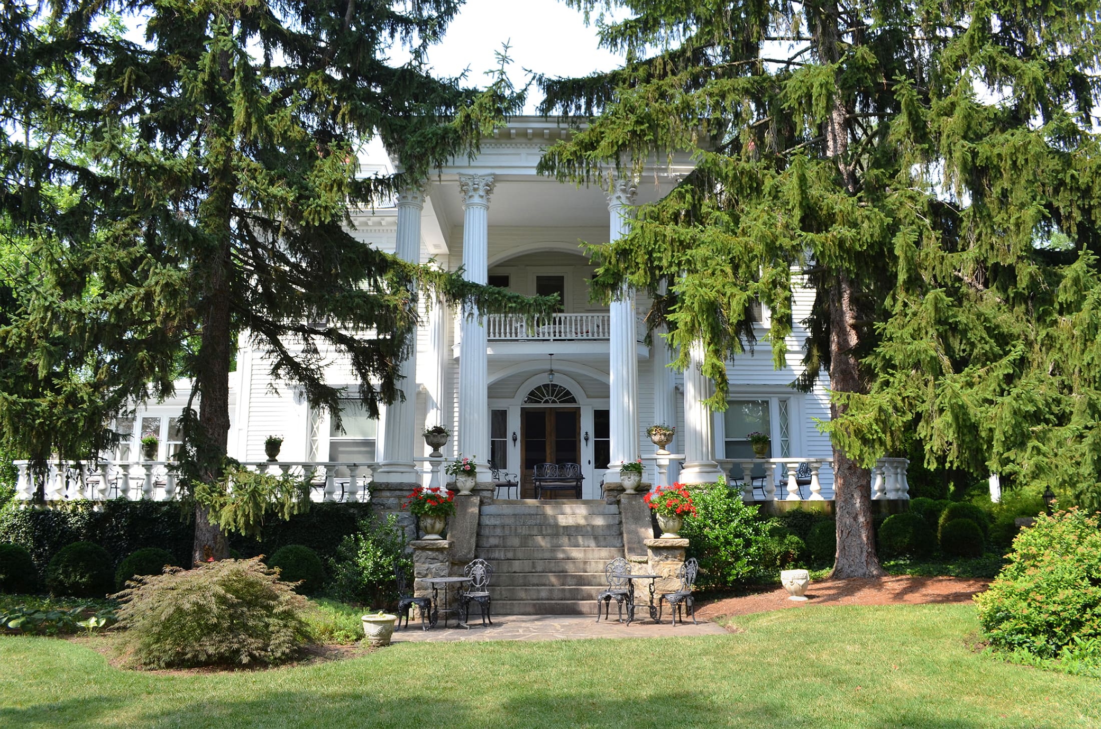  Albemarle  Inn Romantic Wedding  Venue  in Asheville NC 