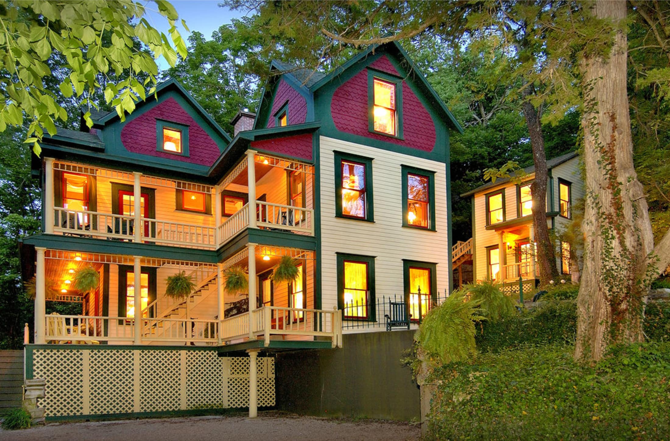 house tours eureka springs