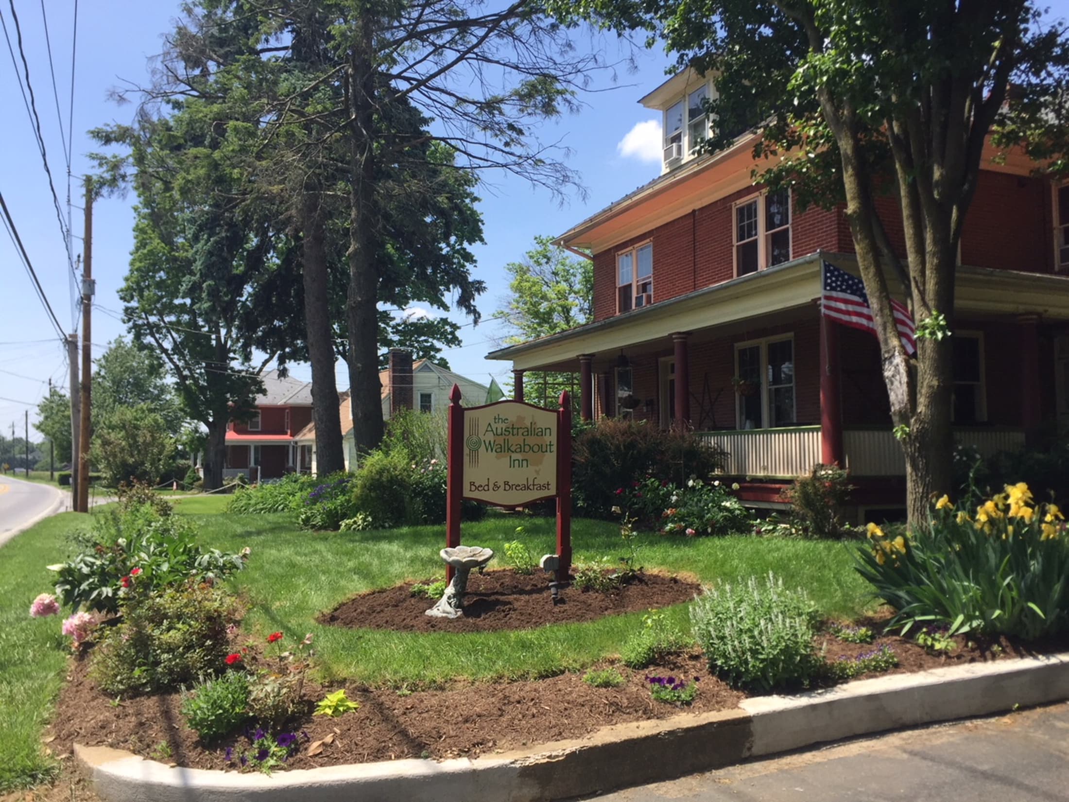 Australian walkabout inn amish country bed breakfast